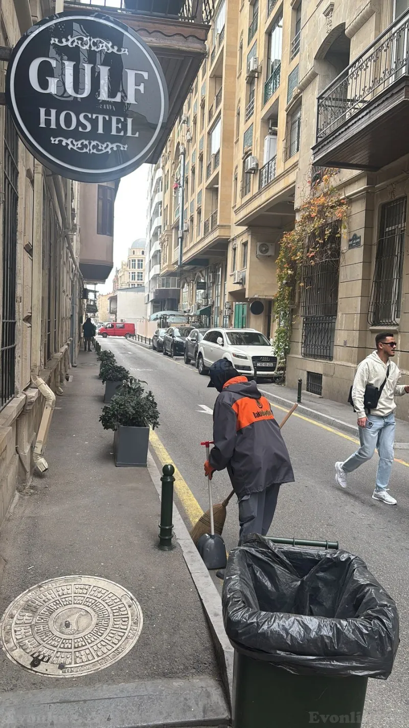 Satılır 6 otaqlı Mənzil Köhnə tikili 152 m² Sahil m. - şəkil 9