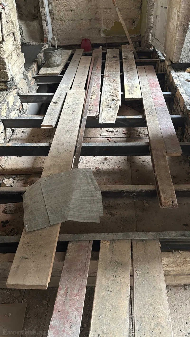 Satılır 6 otaqlı Mənzil Köhnə tikili 152 m² Sahil m. - şəkil 17