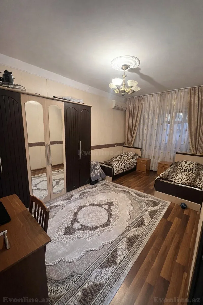 Satılır 3 otaqlı Mənzil Köhnə tikili 80 m² Memar Əcəmi m. - şəkil 4