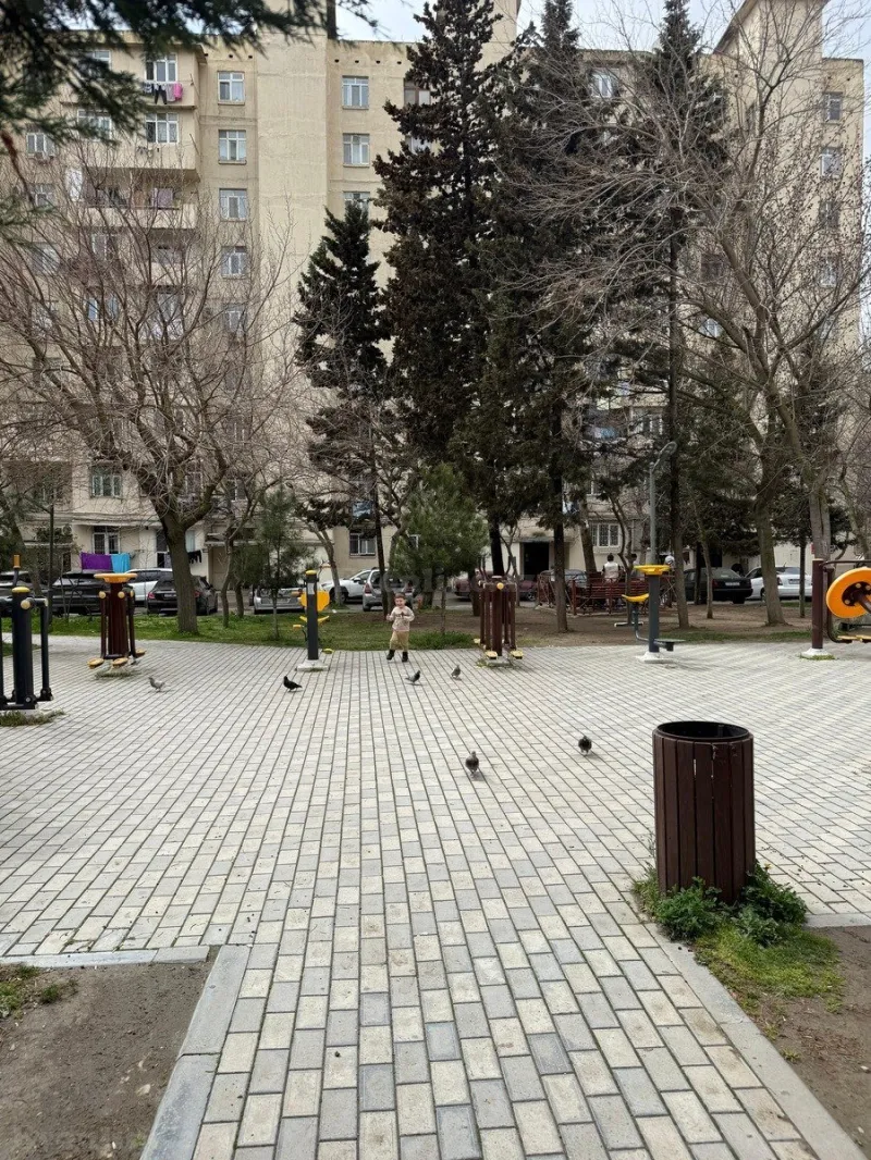 Satılır 3 otaqlı Mənzil Köhnə tikili 65 m² Əhmədli - şəkil 2