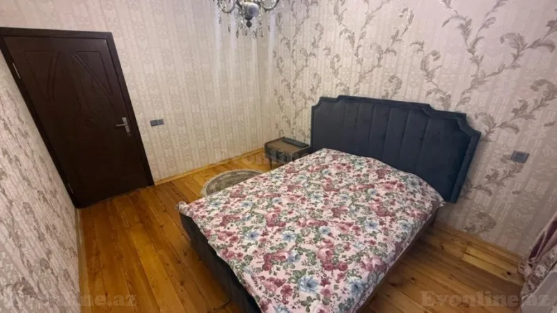 Satılır 4 otaqlı Mənzil Köhnə tikili 105 m² Massiv D - şəkil 4