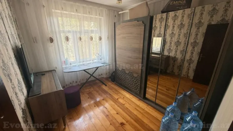 Satılır 4 otaqlı Mənzil Köhnə tikili 105 m² Massiv D - şəkil 8