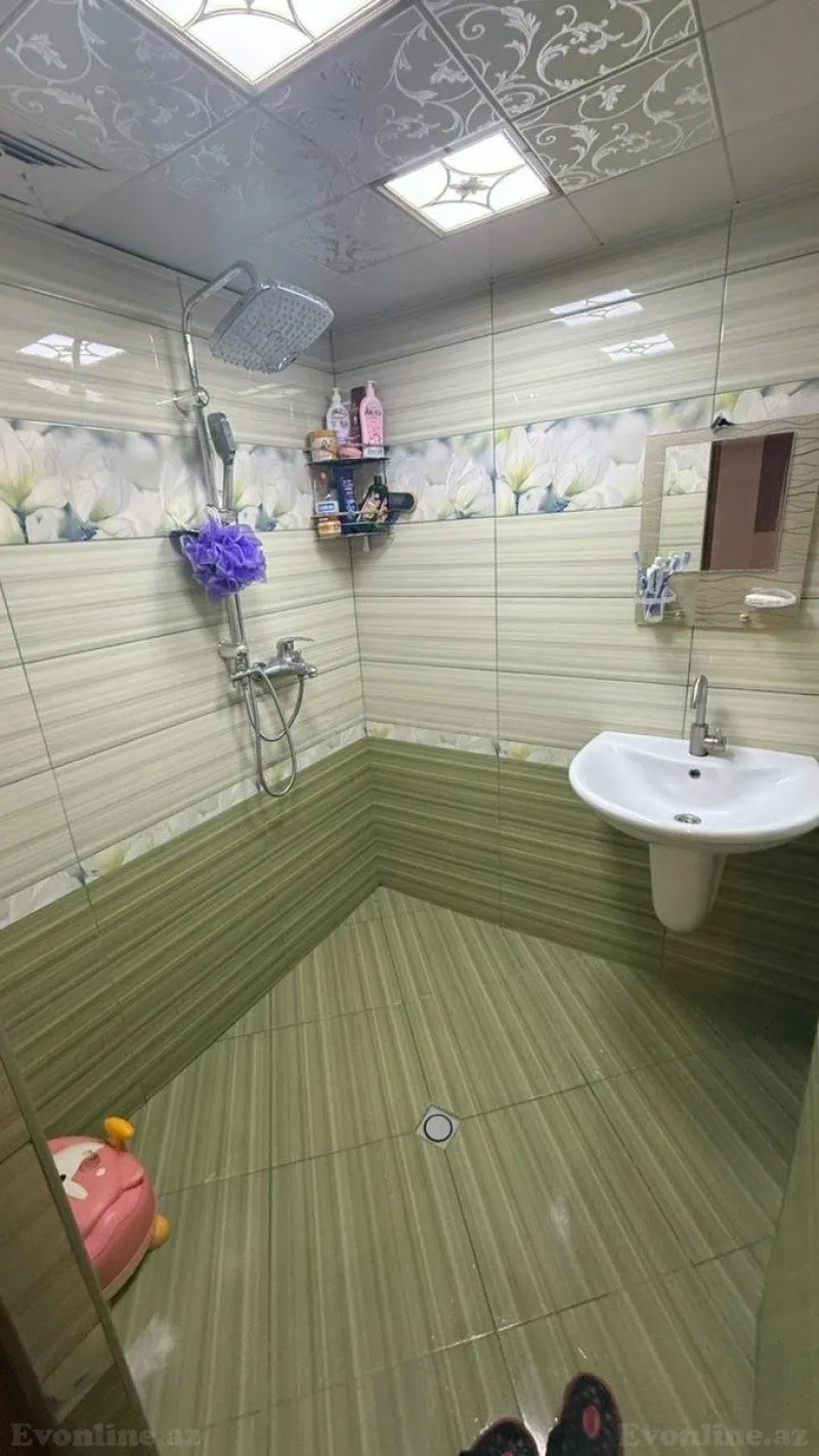 Satılır 4 otaqlı Mənzil Köhnə tikili 105 m² Massiv D - şəkil 17