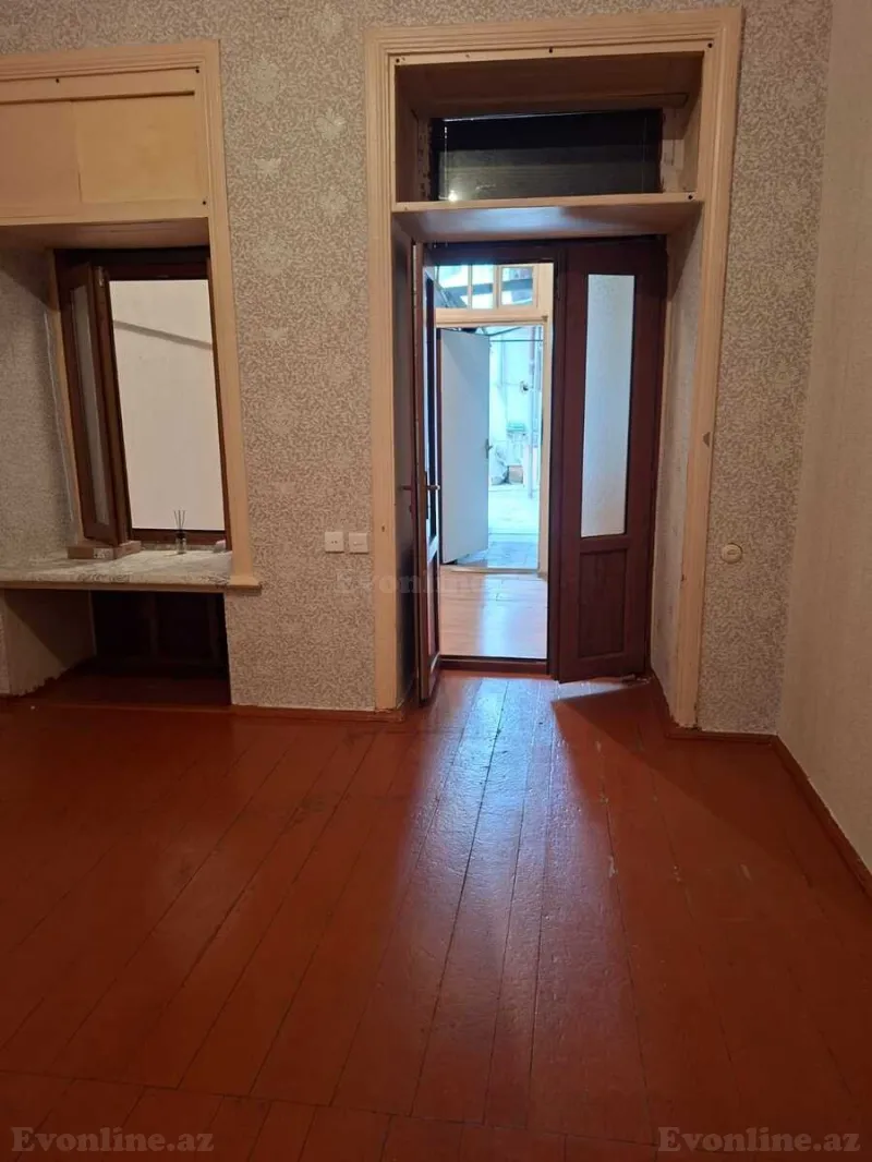 Kirayə verilir 2 otaqlı Mənzil Köhnə tikili 50 m² 28 May m. - şəkil 2