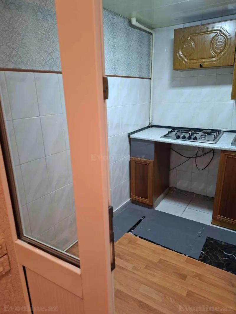 Kirayə verilir 2 otaqlı Mənzil Köhnə tikili 50 m² 28 May m. - şəkil 4