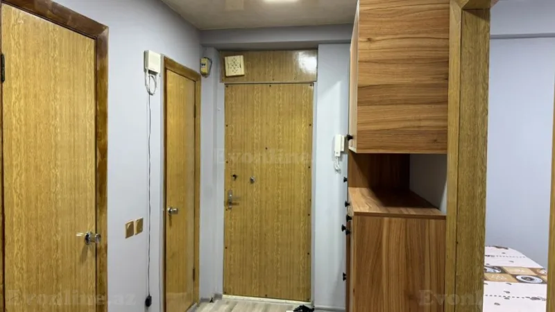 Kirayə verilir 2 otaqlı Mənzil Köhnə tikili 65 m² Nərimanov r. - şəkil 3