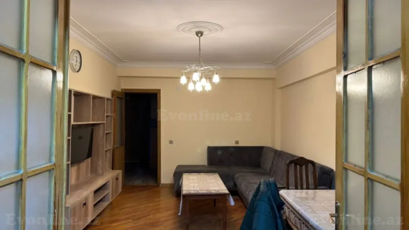 Kirayə verilir 2 otaqlı Mənzil Köhnə tikili 65 m² Nərimanov r. - şəkil 4