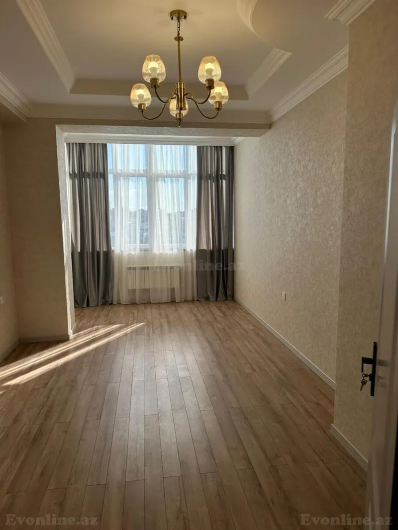Satılır 3 otaqlı Mənzil Yeni tikili 85 m² Səbail r. - şəkil 6