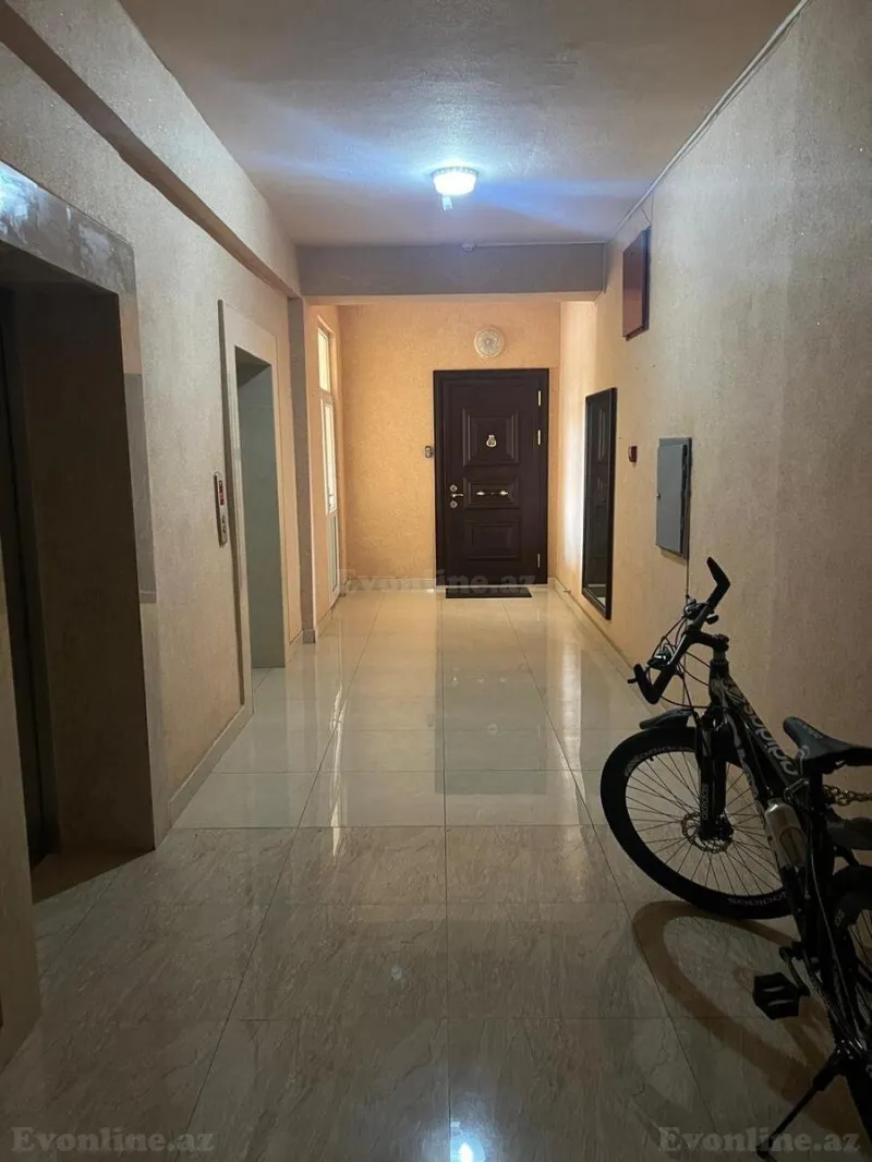 Satılır 4 otaqlı Mənzil Yeni tikili 200 m² Gənclik m. - şəkil 9