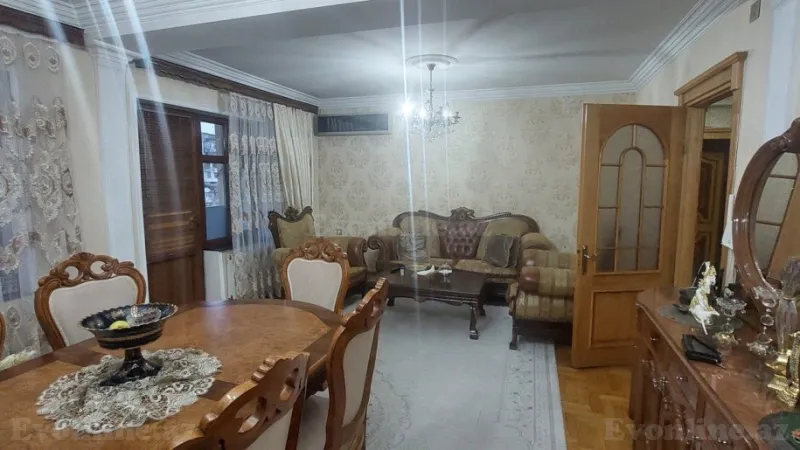 Satılır 4 otaqlı Mənzil Köhnə tikili 100 m² 8-ci kilometr - şəkil 2