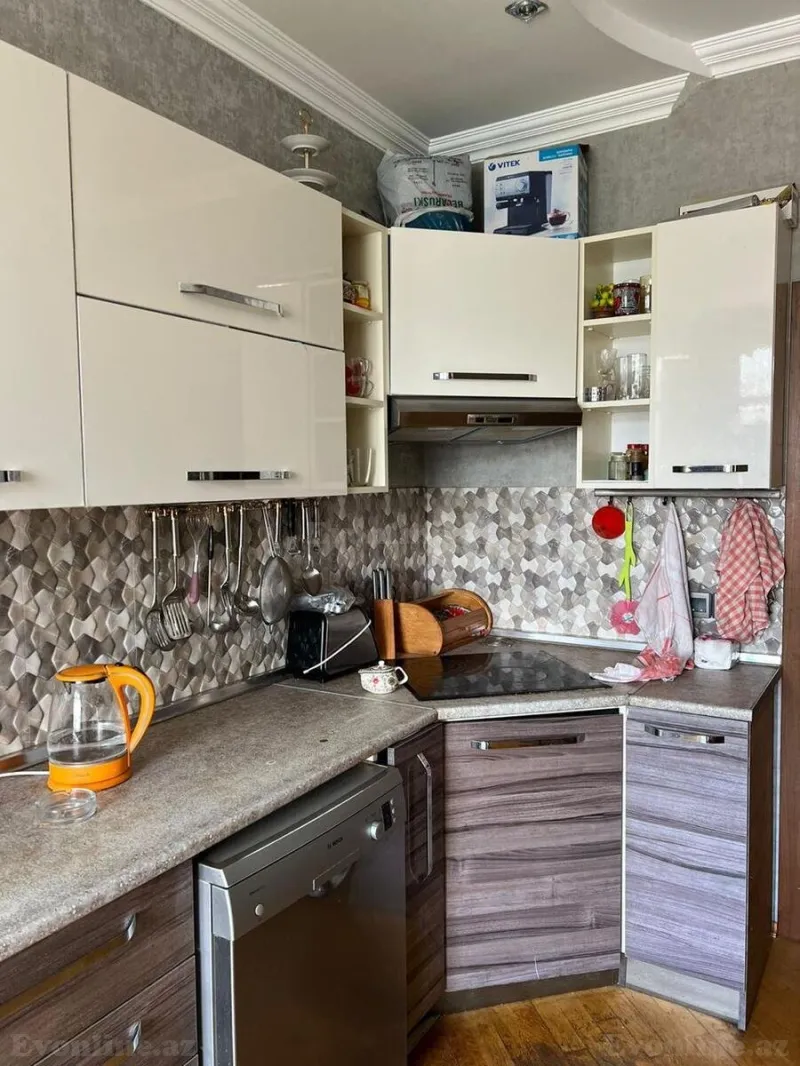 Kirayə verilir 3 otaqlı Mənzil Yeni tikili 150 m² Nizami m. - şəkil 15