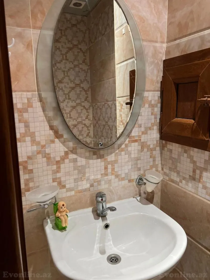 Kirayə verilir 3 otaqlı Mənzil Yeni tikili 150 m² Nizami m. - şəkil 16