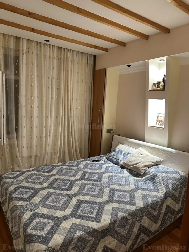 Satılır 4 otaqlı Mənzil Köhnə tikili 110 m² Xalqlar Dostluğu m. - şəkil 12