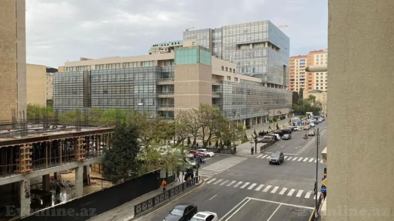 Kirayə verilir 3 otaqlı Mənzil Yeni tikili 105 m² Nəsimi r. - şəkil 6