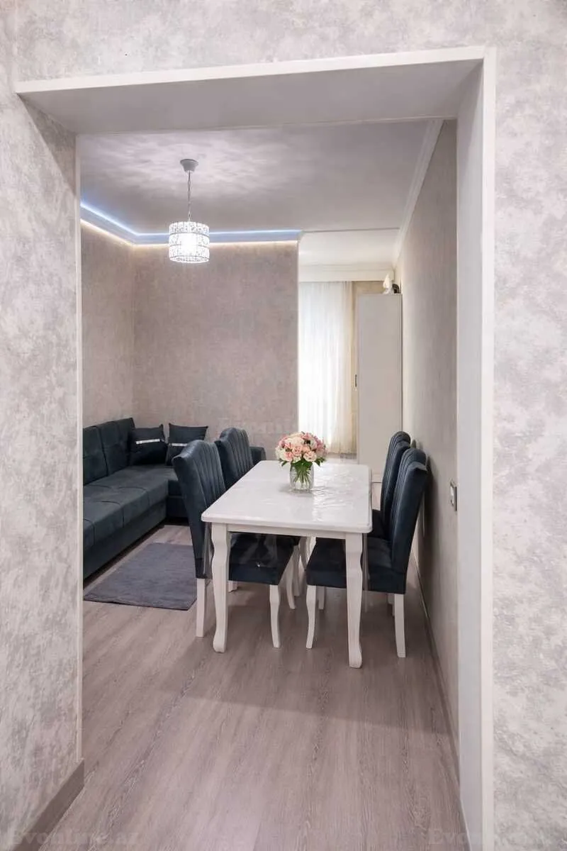 Kirayə verilir 2 otaqlı Mənzil Köhnə tikili 55 m² Binəqədi r. - şəkil 2