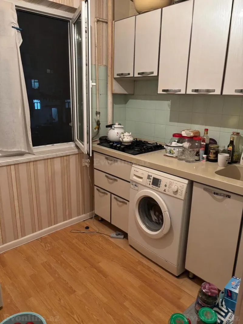 Satılır 3 otaqlı Mənzil Köhnə tikili 70 m² Xalqlar Dostluğu m. - şəkil 7