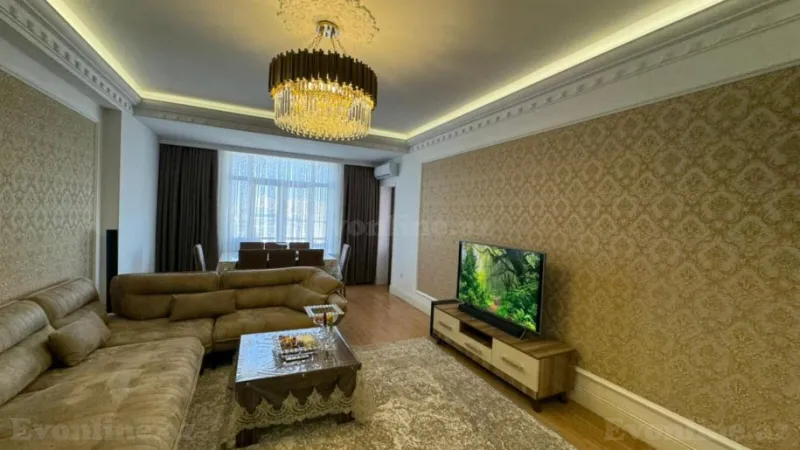 Satılır 3 otaqlı Mənzil Yeni tikili 138 m² Nərimanov r. - şəkil 3