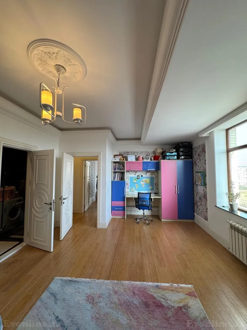 Satılır 3 otaqlı Mənzil Yeni tikili 138 m² Nərimanov r. - şəkil 15