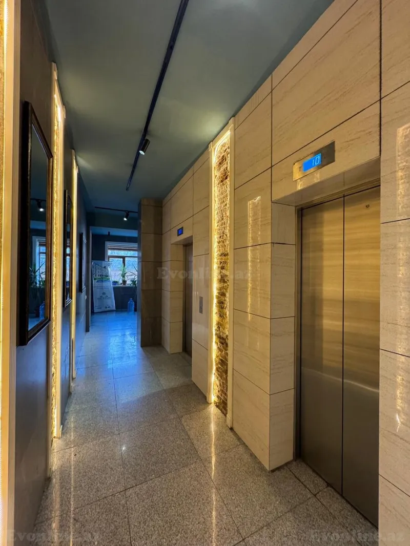 Satılır 3 otaqlı Mənzil Yeni tikili 138 m² Nərimanov r. - şəkil 26