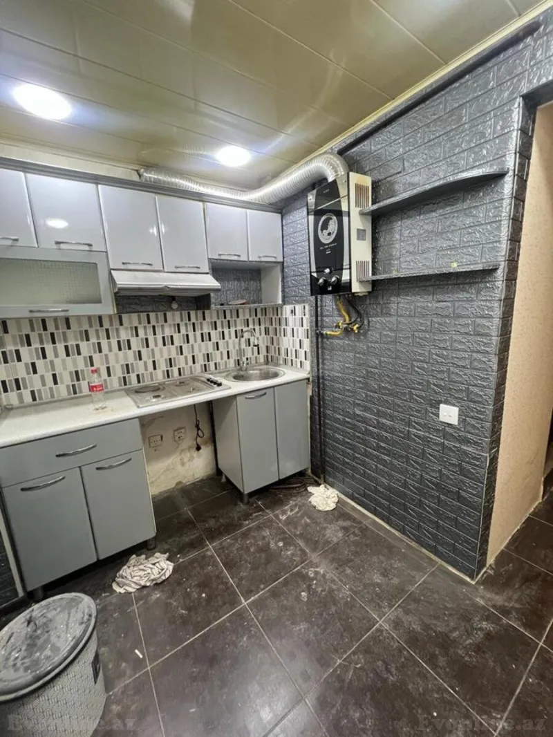 Kirayə verilir 1 otaqlı Mənzil Köhnə tikili 35 m² Elmlər Akademiyası m. - şəkil 4