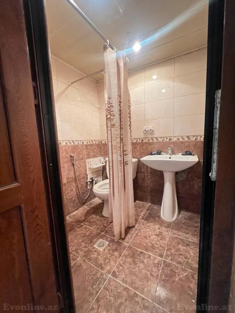 Kirayə verilir 1 otaqlı Mənzil Köhnə tikili 35 m² Elmlər Akademiyası m. - şəkil 6