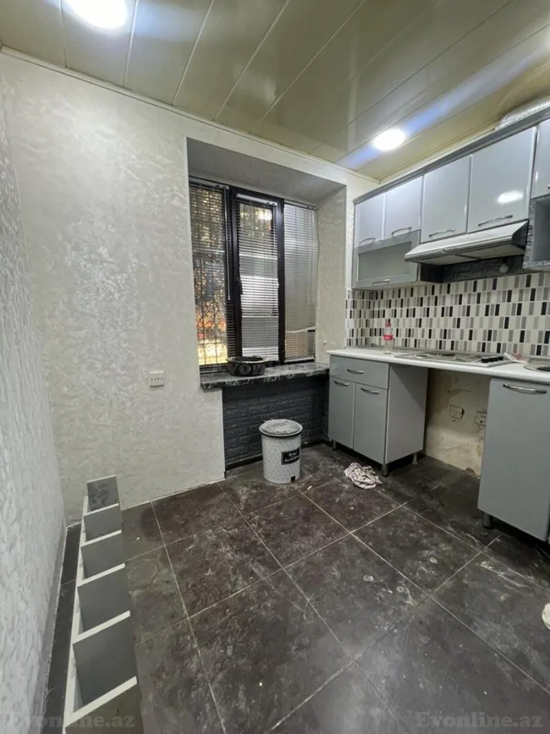 Kirayə verilir 1 otaqlı Mənzil Köhnə tikili 35 m² Elmlər Akademiyası m. - şəkil 9