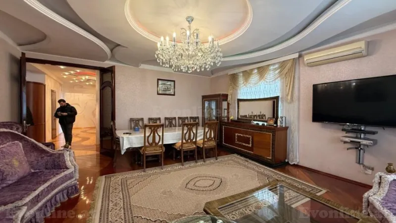 Satılır 4 otaqlı Mənzil Yeni tikili 210 m² Gənclik m. - şəkil 6