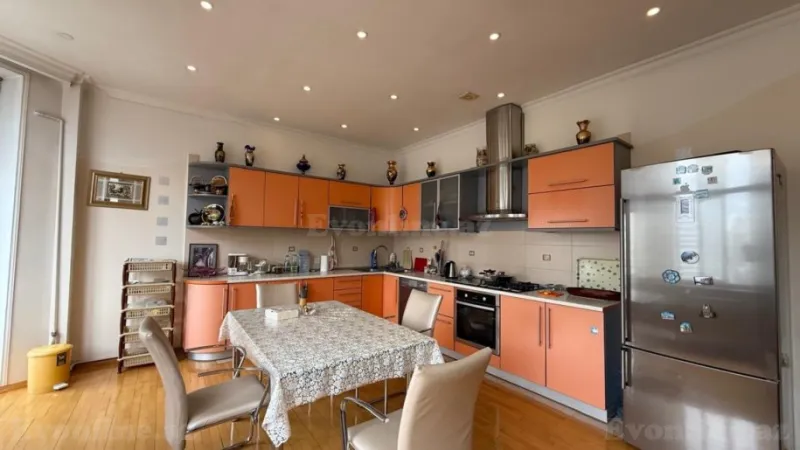 Satılır 4 otaqlı Mənzil Yeni tikili 210 m² Gənclik m. - şəkil 9