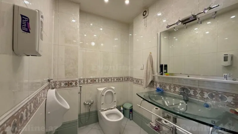 Satılır 4 otaqlı Mənzil Yeni tikili 210 m² Gənclik m. - şəkil 16