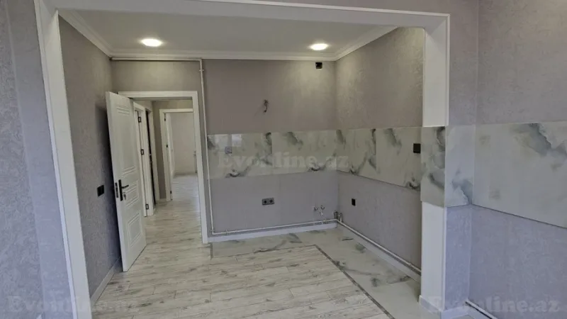 Satılır 2 otaqlı Mənzil Köhnə tikili 60 m² Yeni Yasamal - şəkil 3