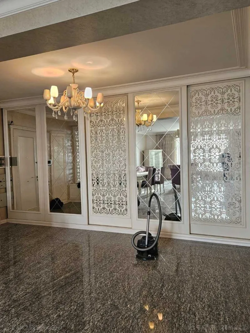 Satılır 3 otaqlı Mənzil Yeni tikili 170 m² Nizami m. - şəkil 5