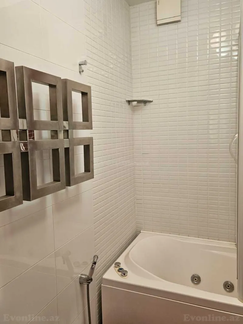 Satılır 3 otaqlı Mənzil Yeni tikili 170 m² Nizami m. - şəkil 7