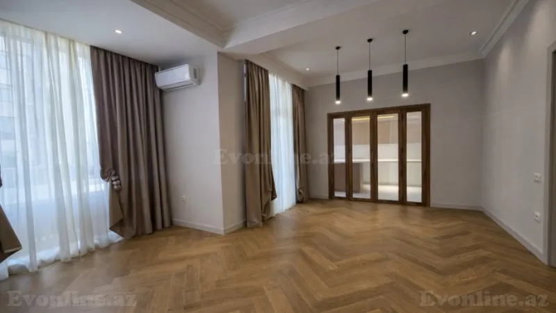 Satılır 3 otaqlı Mənzil Yeni tikili 135 m² Gənclik m. - şəkil 3