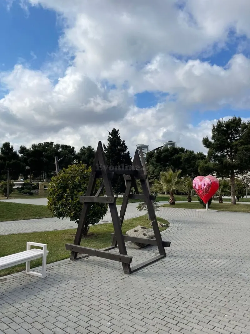 Satılır 4 otaqlı Mənzil Yeni tikili 179 m² Xətai m. - şəkil 2