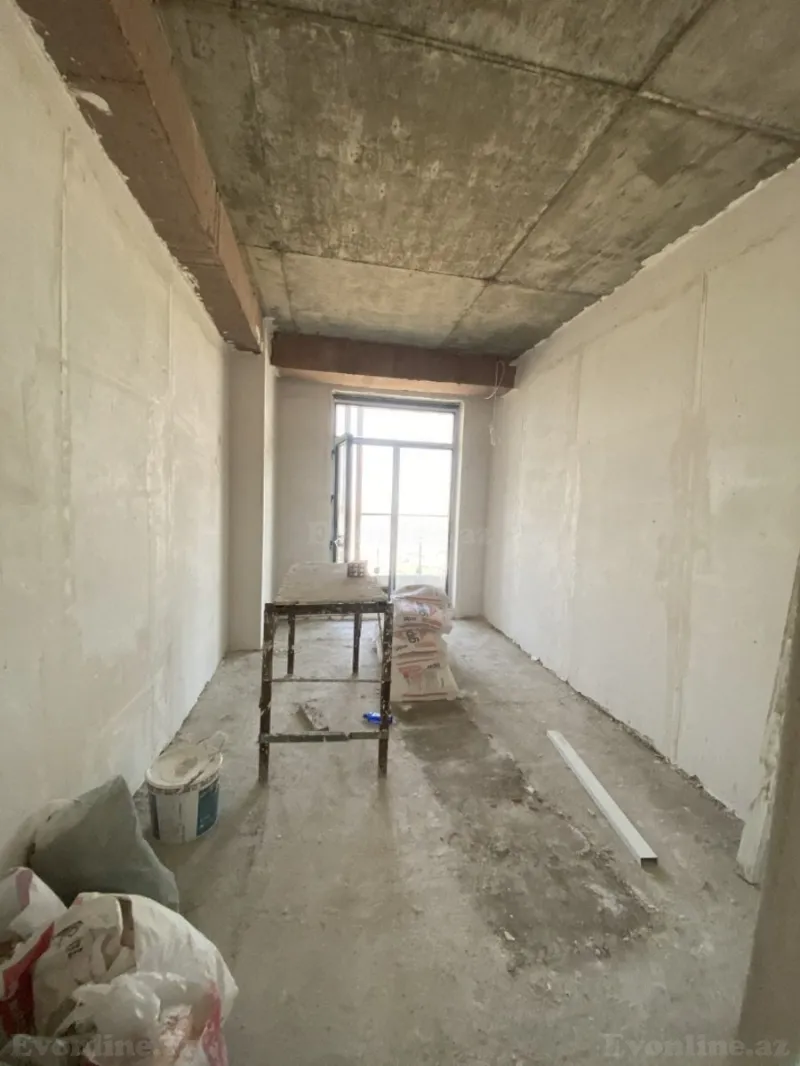 Satılır 3 otaqlı Mənzil Yeni tikili 98 m² Koroğlu m. - şəkil 3