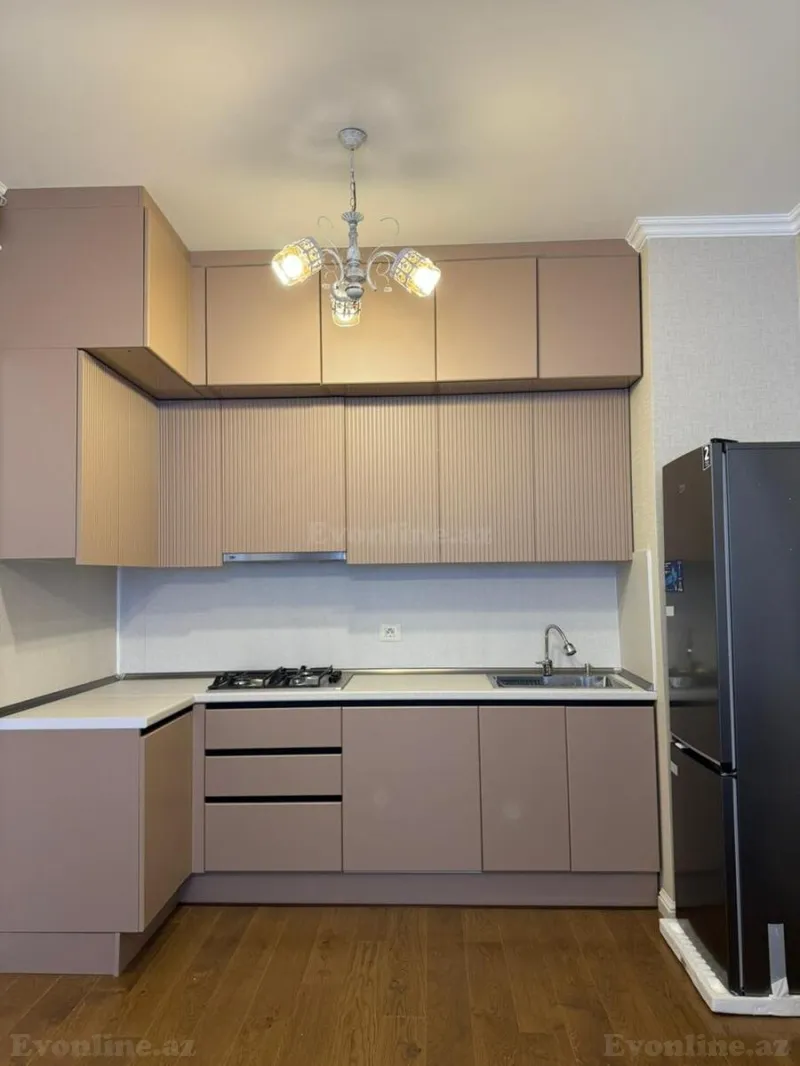 Kirayə verilir 2 otaqlı Mənzil Yeni tikili 50 m² İnşaatçılar m. - şəkil 3