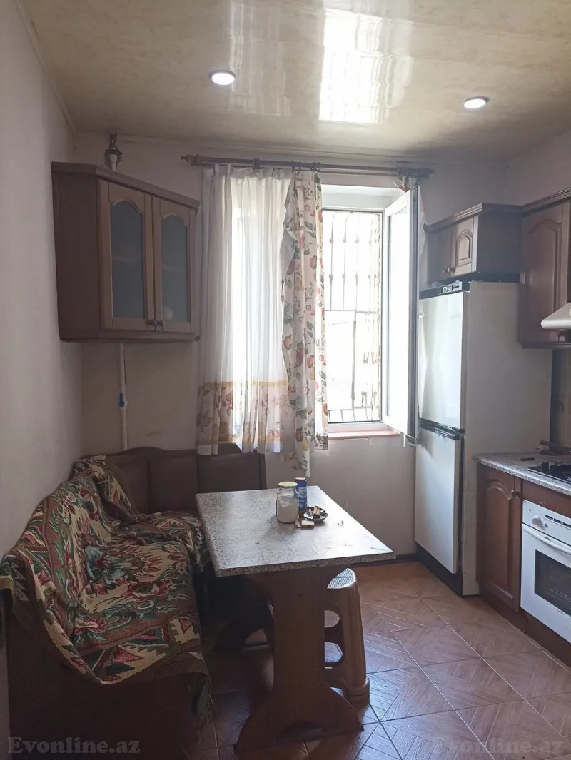 Kirayə verilir 3 otaqlı Mənzil Köhnə tikili 100 m² 28 May m. - şəkil 12