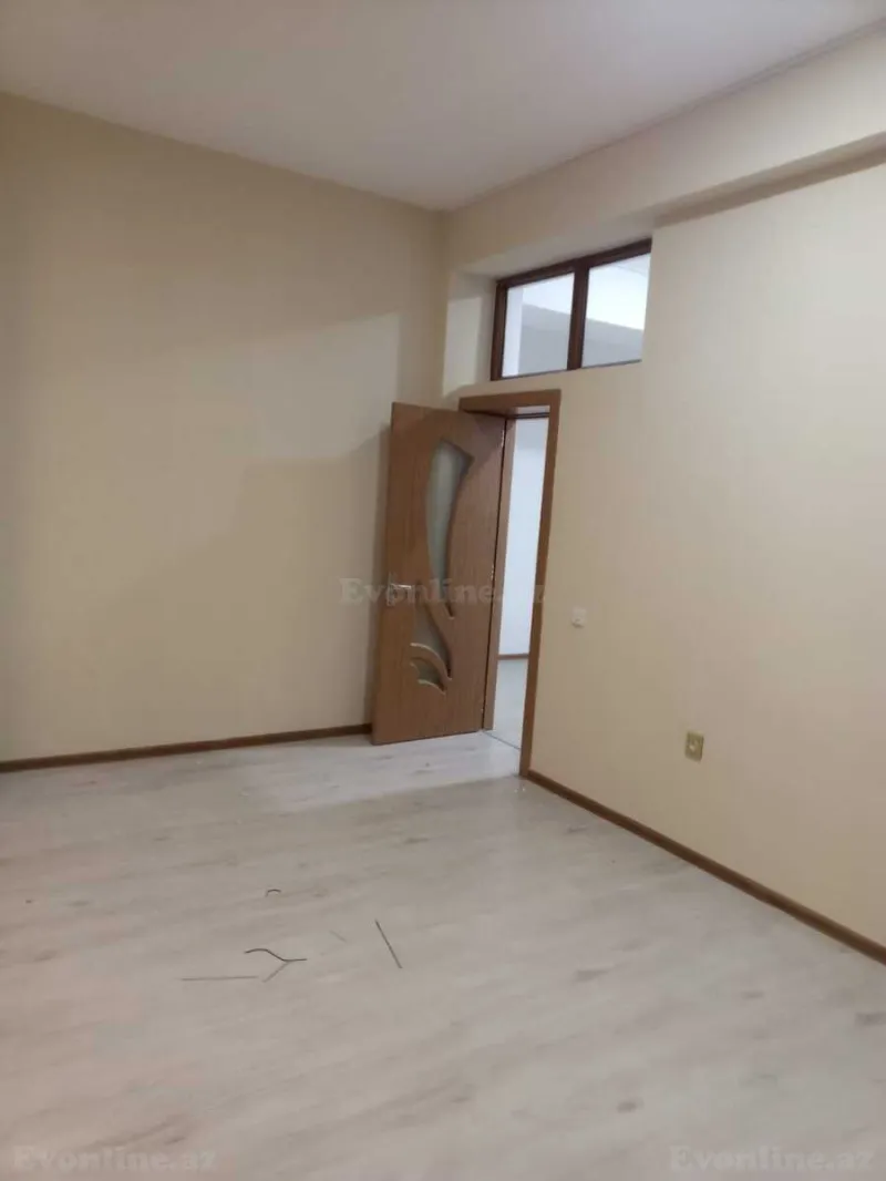 Kirayə verilir Ofis 180 m² Bakmil m. - şəkil 13