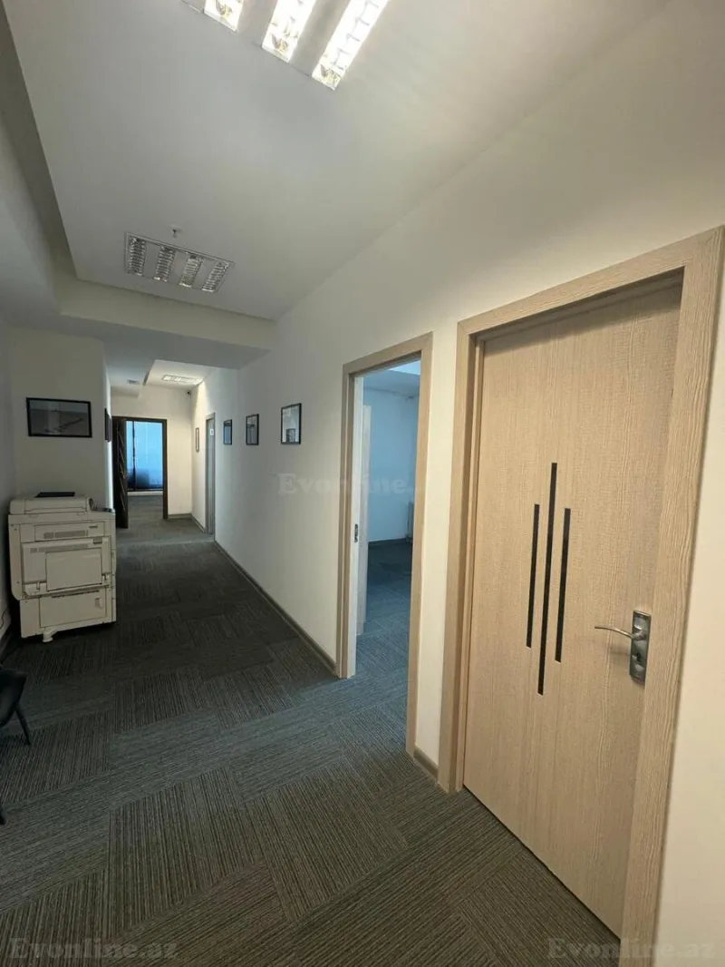 Kirayə verilir Ofis 93 m² Xətai m. - şəkil 8