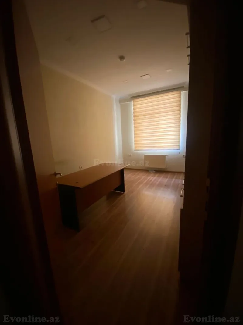 Kirayə verilir Ofis 250 m² 28 May m. - şəkil 9