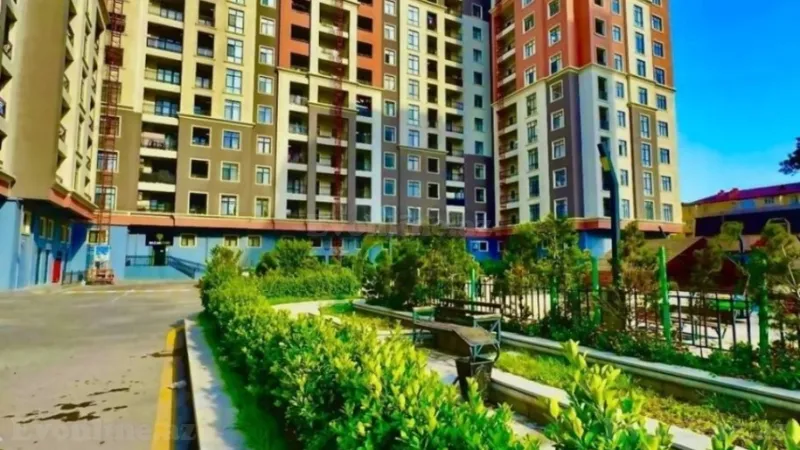 Satılır 2 otaqlı Mənzil Yeni tikili 83 m² Qara Qarayev m.