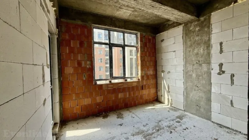 Satılır 2 otaqlı Mənzil Yeni tikili 83 m² Qara Qarayev m. - şəkil 5