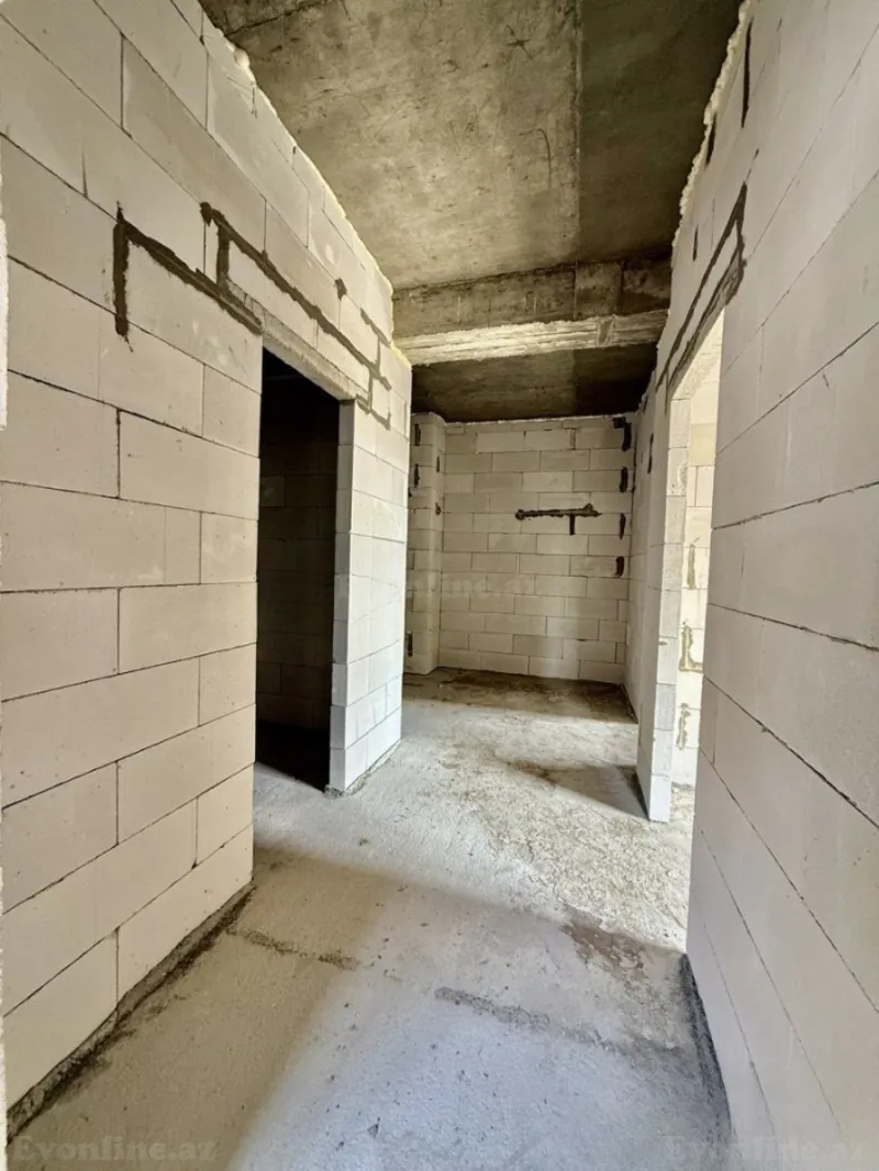 Satılır 2 otaqlı Mənzil Yeni tikili 83 m² Qara Qarayev m. - şəkil 7