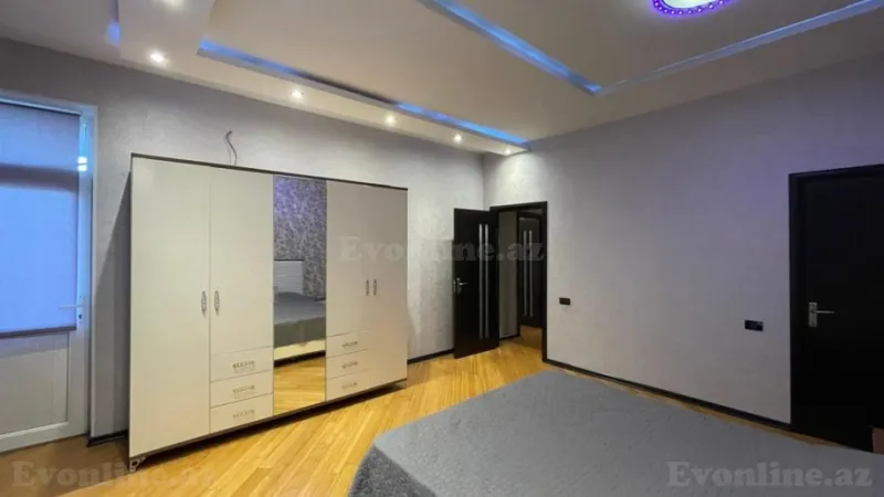 Kirayə verilir 4 otaqlı Mənzil Yeni tikili 170 m² Sahil m. - şəkil 8