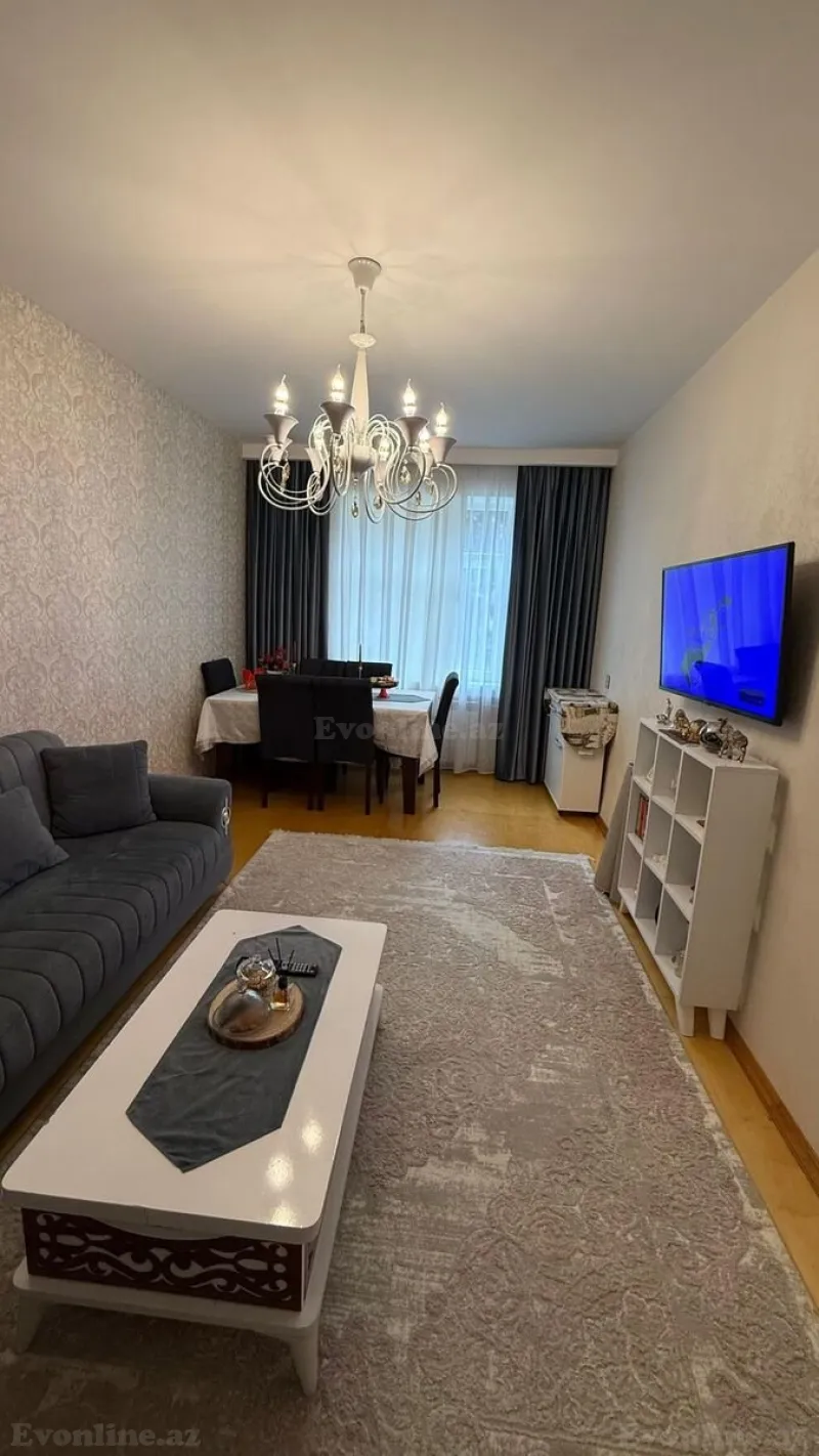 Satılır 3 otaqlı Mənzil Köhnə tikili 80 m² Əhmədli m.