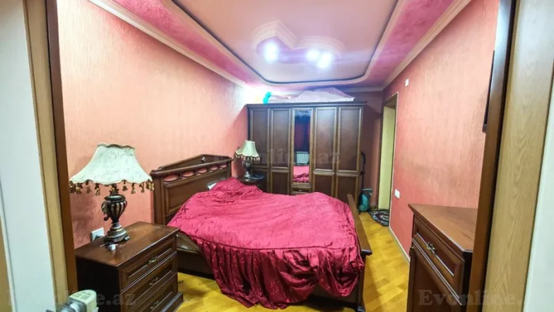 Satılır 3 otaqlı Mənzil Köhnə tikili 86 m² Nərimanov r. - şəkil 2