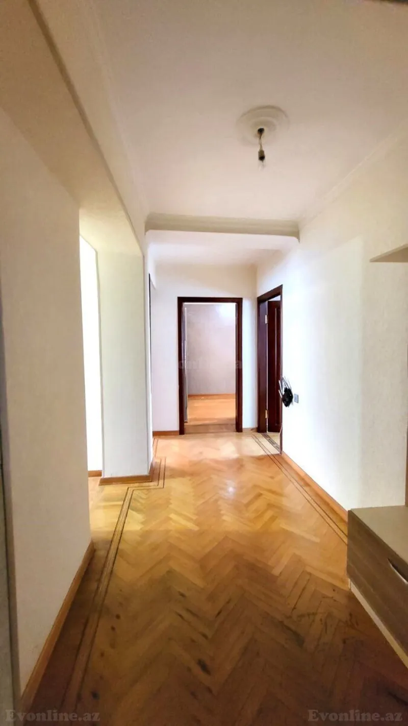 Satılır 3 otaqlı Mənzil Köhnə tikili 85 m² Nəsimi r. - şəkil 18