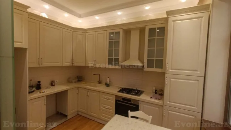 Kirayə verilir 3 otaqlı Mənzil Köhnə tikili 100 m² Nəriman Nərimanov m. - şəkil 8