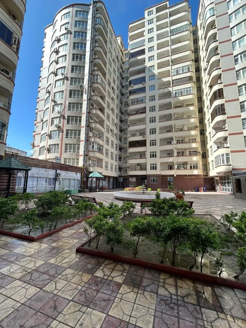 Satılır 5 otaqlı Mənzil Yeni tikili 200 m² Nəriman Nərimanov m. - şəkil 2