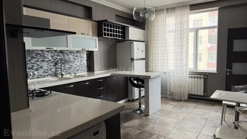 Kirayə verilir 3 otaqlı Mənzil Yeni tikili 120 m² Nəriman Nərimanov m. - şəkil 3